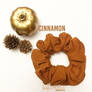 Fall Scrunchies • Cinnamon Scrunchie • knit scrunchie